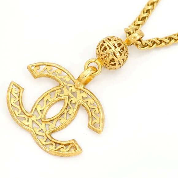 CHANEL CC Logos Filigree Ball Necklace 30" Gold Tone 95A Auth w/Box #24382 - Picture 5 of 10